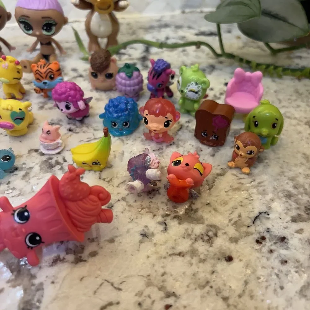 Littlest Pet Shop Lot Shopkins‎ Hatchimals Mini Blume Girl Toy Figures Lot Of 40